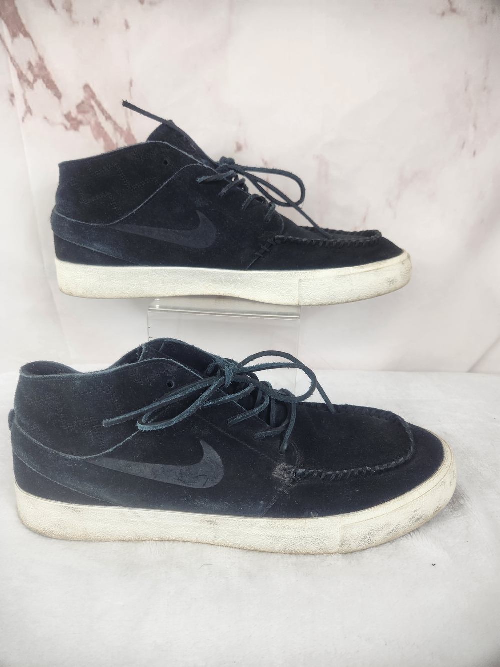 Nike Men’s Nike SF Black Suede Mid-Top Sneakers